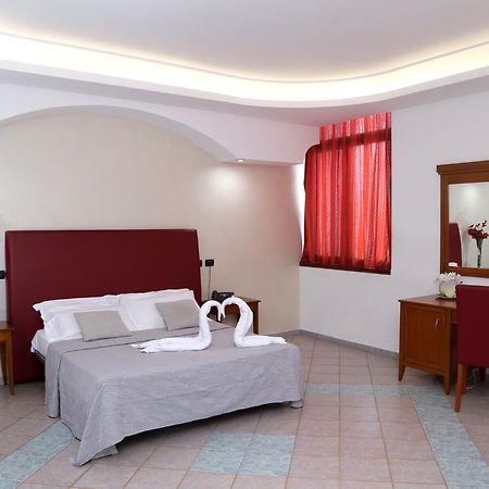 Hotel Stefano A Melito Melito di Napoli Eksteriør billede
