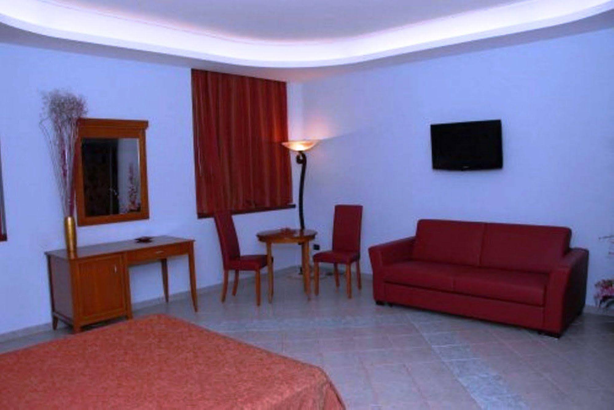 Hotel Stefano A Melito Melito di Napoli Eksteriør billede
